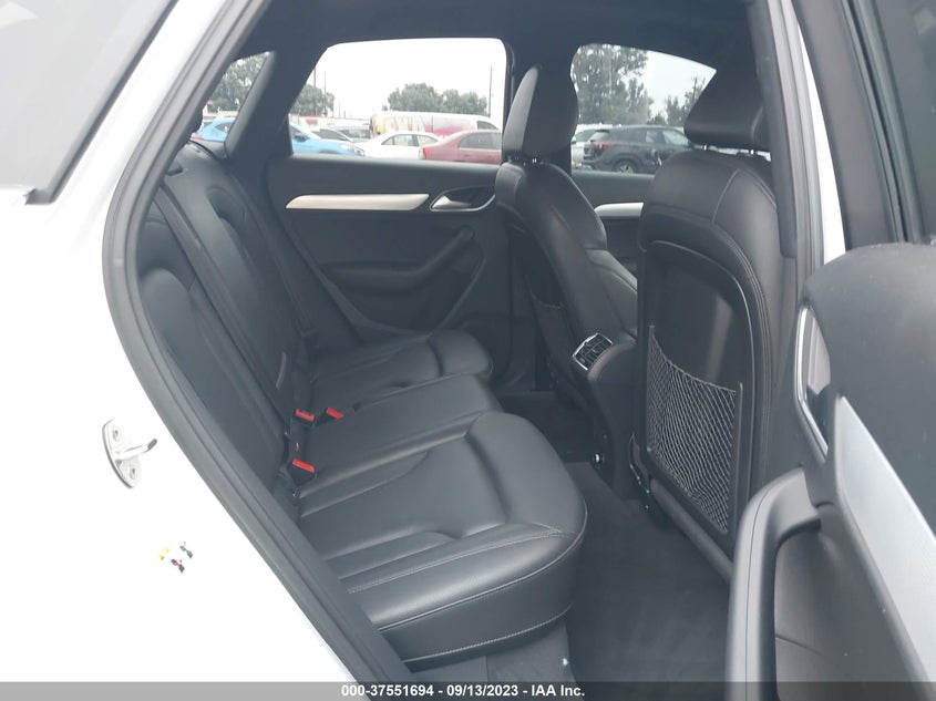 VIN WA1HCCFS9JR018394 2018 AUDI Q3 PREMIUM PLUS
