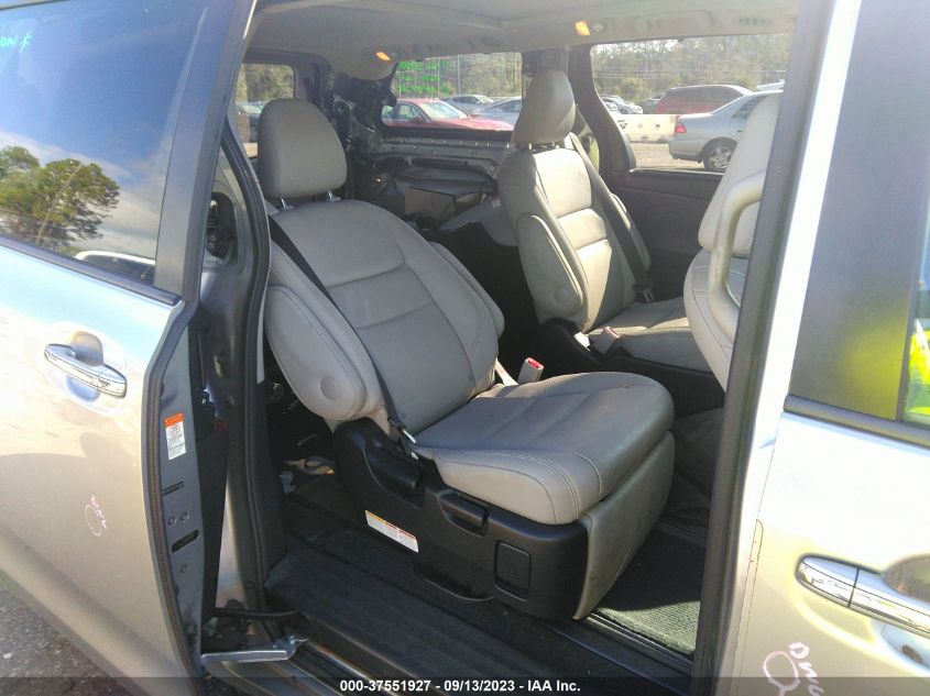 2015 TOYOTA SIENNA XLE/LIMITED - 5TDYK3DC0FS552283