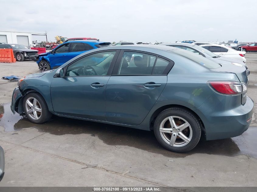 2013 MAZDA MAZDA3 I SV - JM1BL1TG0D1741831