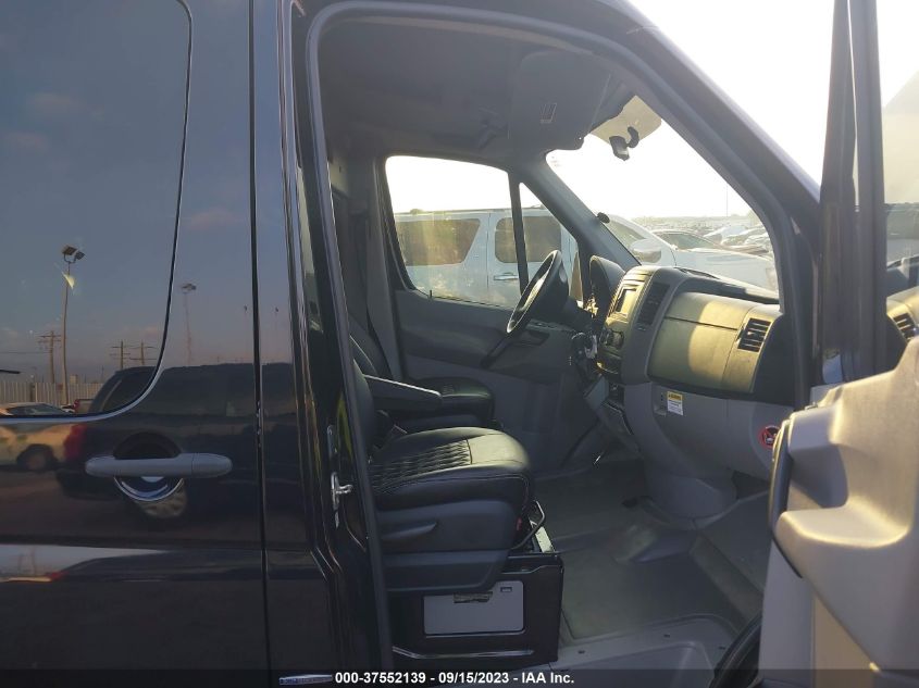2015 MERCEDES-BENZ SPRINTER 2500 HIGH ROOF - WD3PE8CC2FP116184