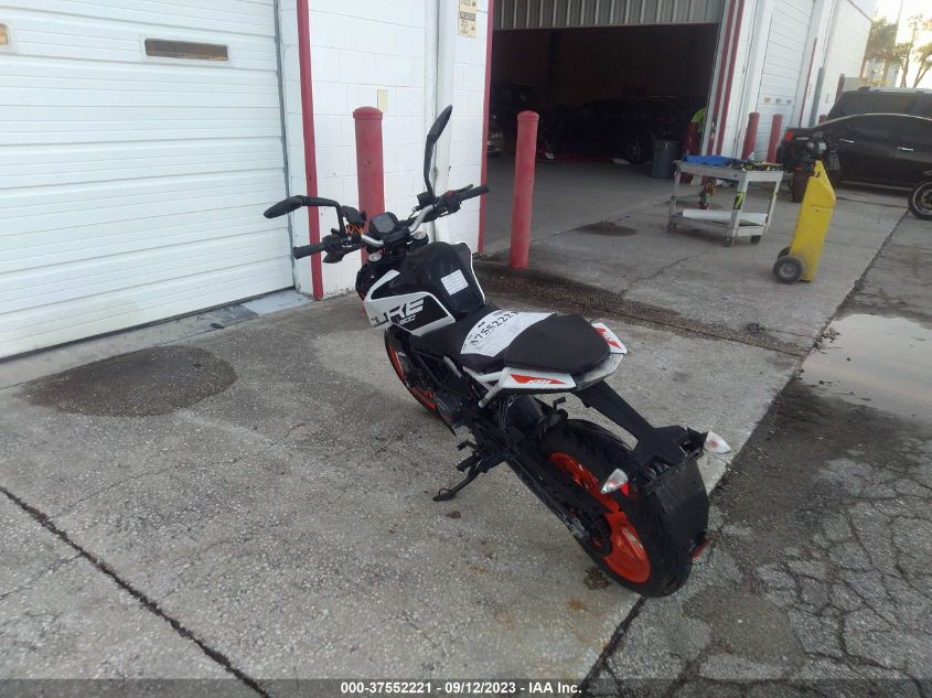 2021 KTM 200 DUKE - MD2JPC407MC031840