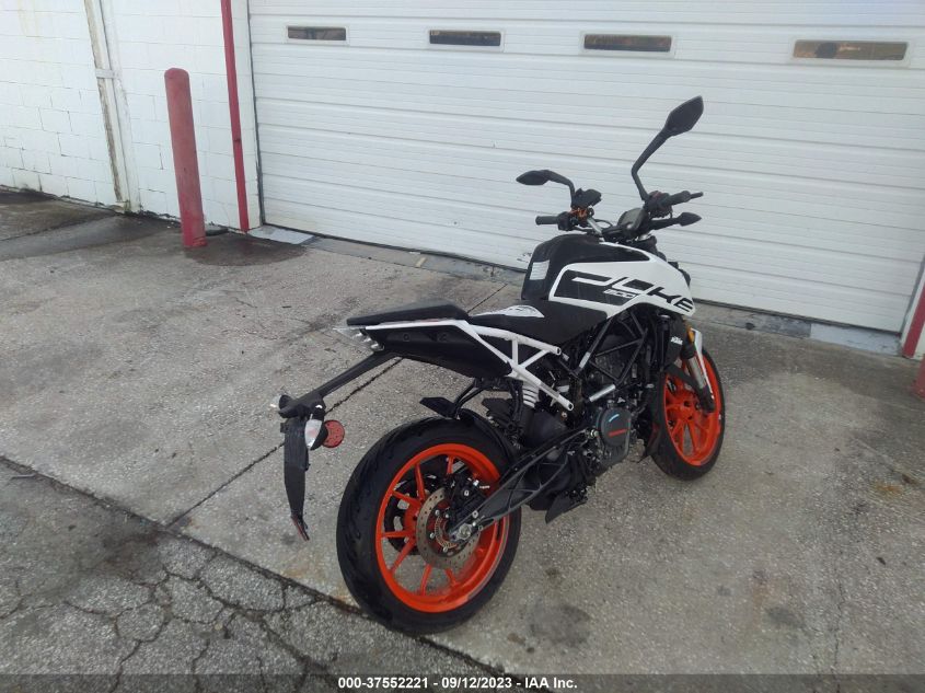 2021 KTM 200 DUKE - MD2JPC407MC031840