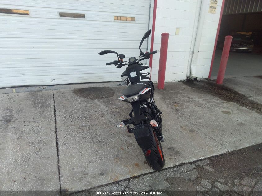 2021 KTM 200 DUKE - MD2JPC407MC031840