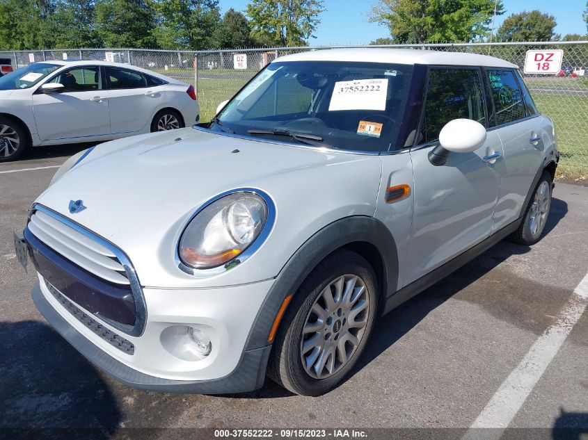 2015 MINI COOPER HARDTOP 4 DOOR WMWXS5C59FT832065