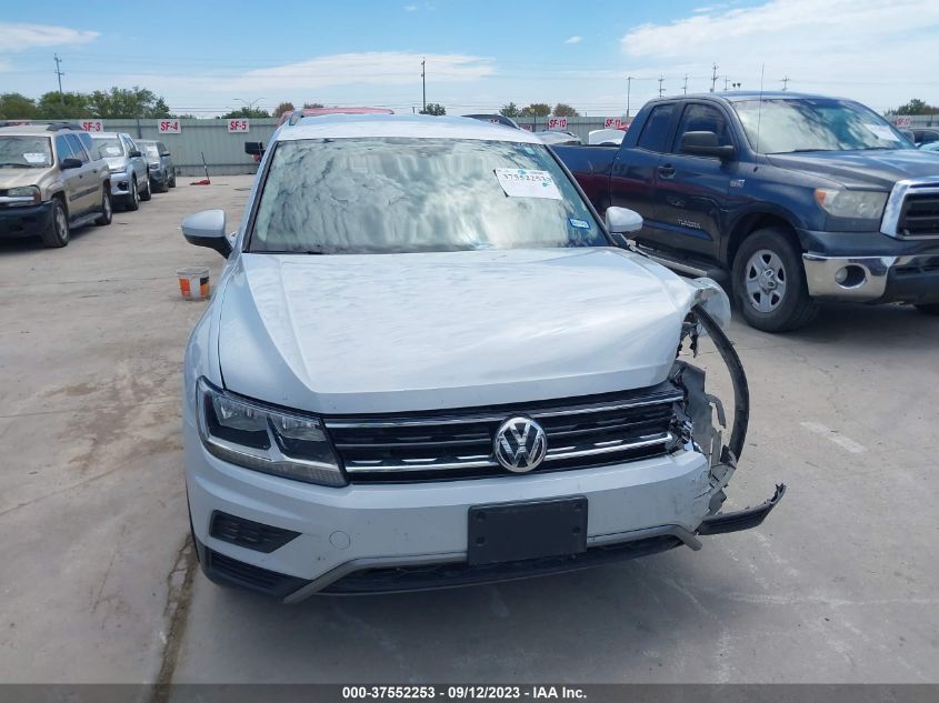 2018 VOLKSWAGEN TIGUAN SEL/SE - 3VV3B7AX7JM147282