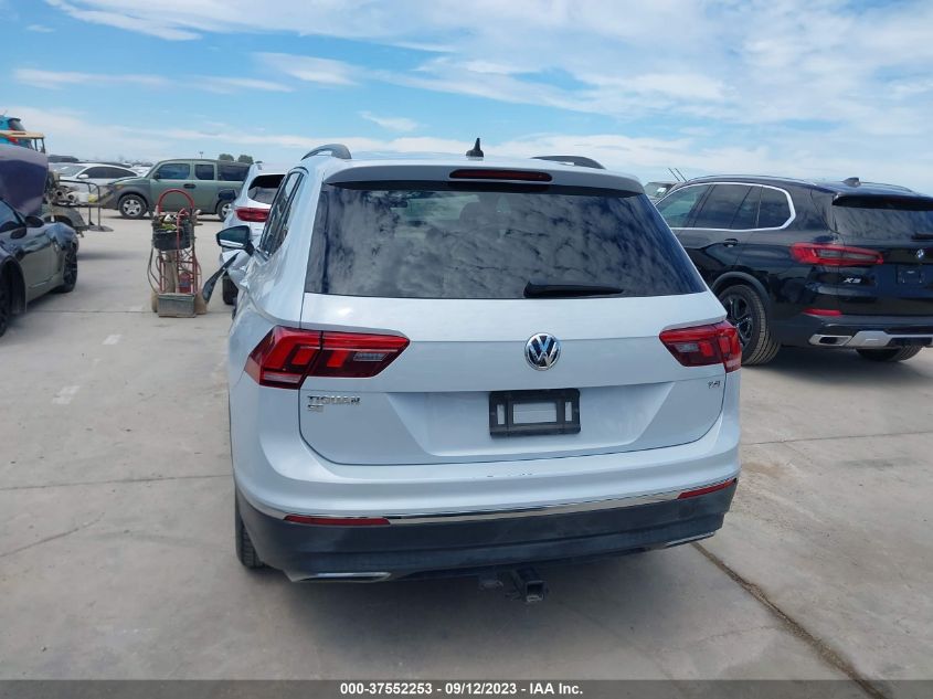 2018 VOLKSWAGEN TIGUAN SEL/SE - 3VV3B7AX7JM147282