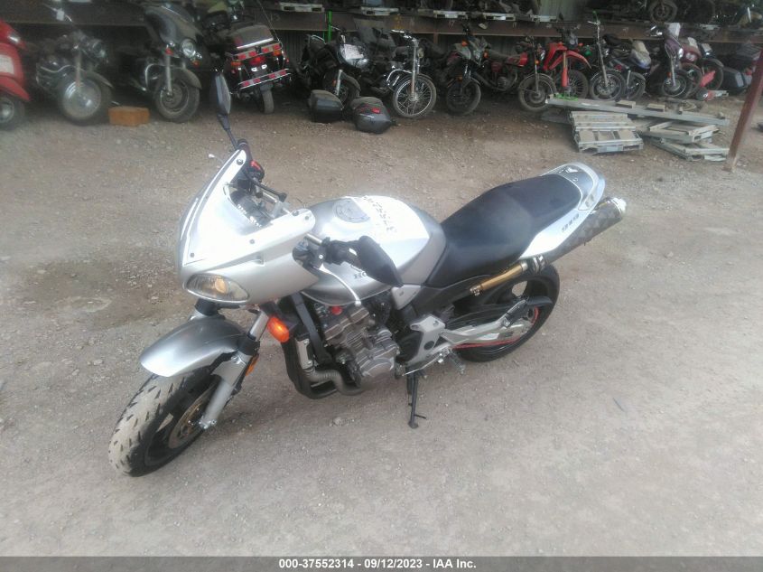 2004 HONDA CB900 F - JH2SC48024M200590