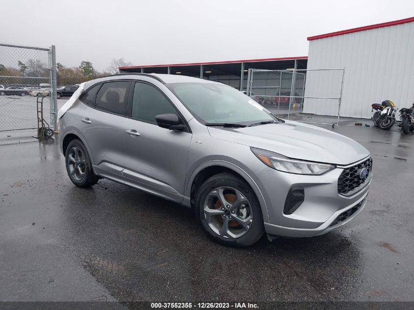 1FMCU0MN5PUA09329 FORD ESCAPE ST-LINE 2023