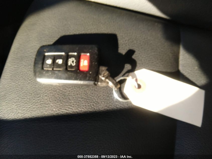 2017 TOYOTA RAV4 HYBRID LIMITED JTMDJREVXHD149396