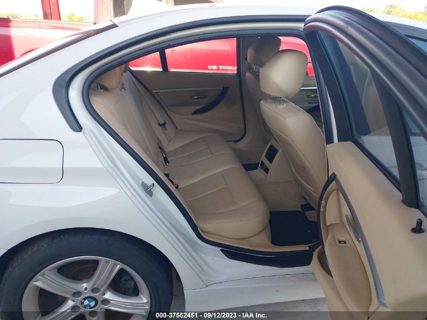 2013 BMW 3 SERIES 328I - WBA3A5G55DNP25950