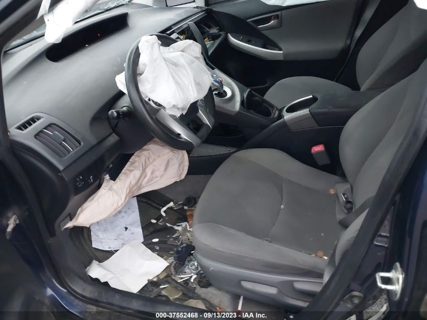 2013 TOYOTA PRIUS FOUR - JTDKN3DU7D0346755