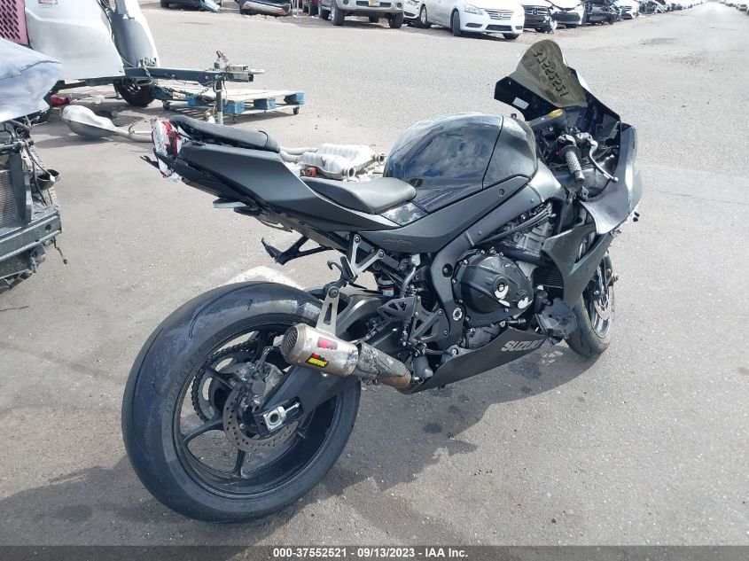 2023 SUZUKI GSX-R1000 JS1DM11B1P7100163