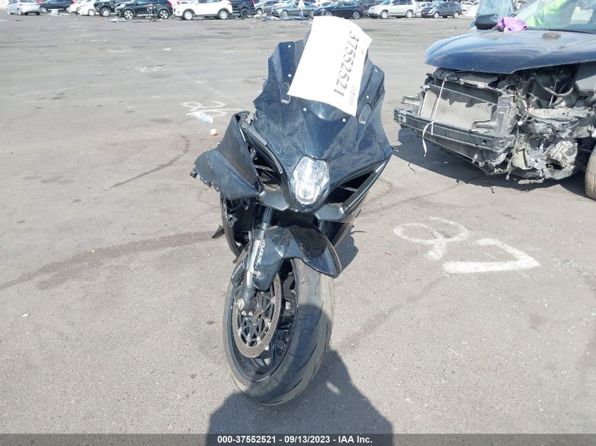 2023 SUZUKI GSX-R1000 JS1DM11B1P7100163