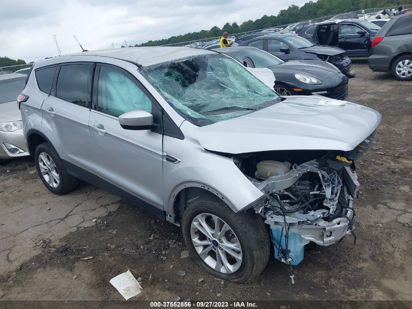 2017 FORD ESCAPE SE - 1FMCU9GD1HUE61285