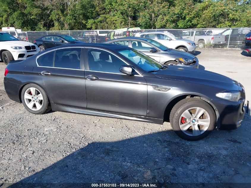 2013 BMW 5 SERIES 528I XDRIVE - WBAXH5C50DDW14134