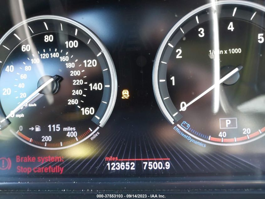 2013 BMW 5 SERIES 528I XDRIVE - WBAXH5C50DDW14134