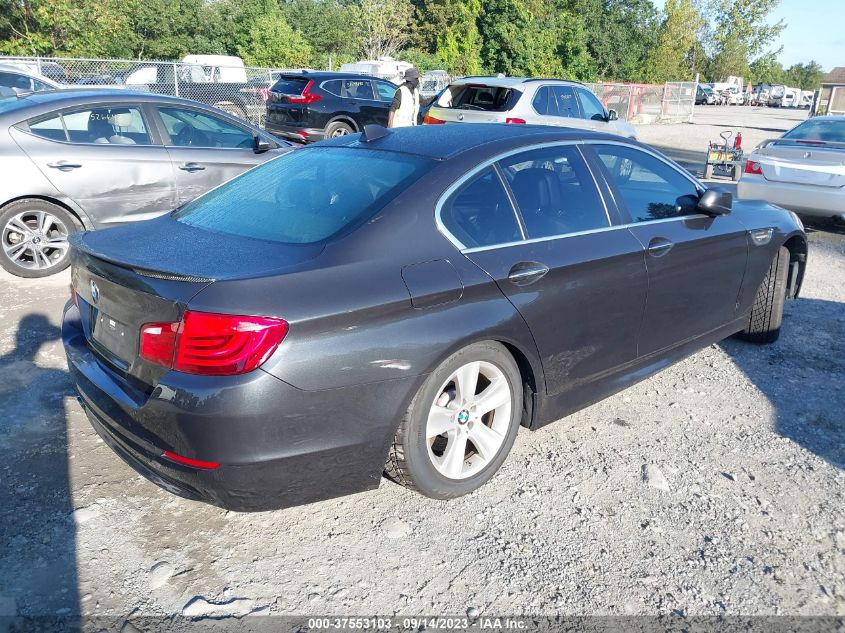 2013 BMW 5 SERIES 528I XDRIVE - WBAXH5C50DDW14134