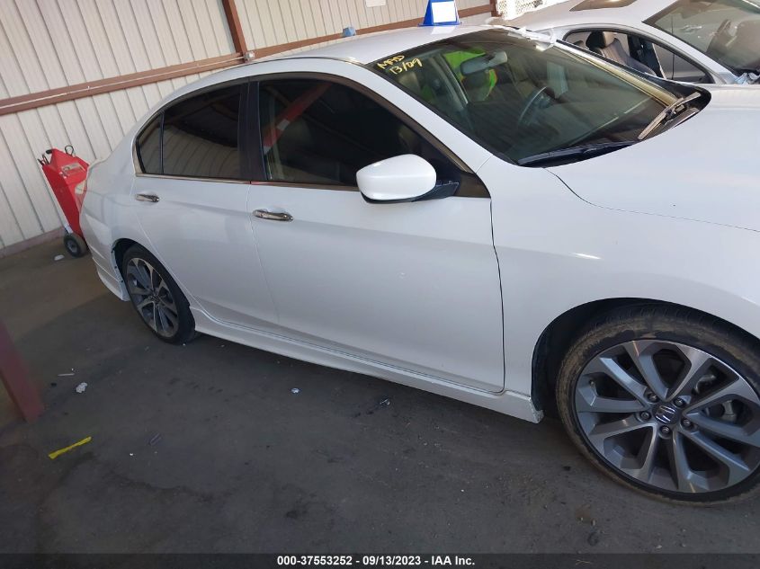 2015 HONDA ACCORD SEDAN SPORT - 1HGCR2F58FA113569