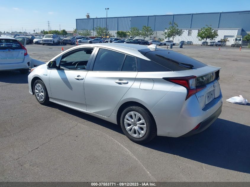 JTDKAMFU6M3151551 Toyota Prius L 3