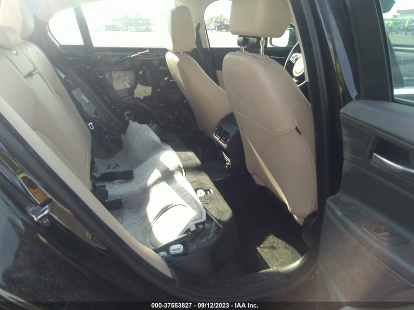 VIN SAJAJ4FX3KCP49570 2019 JAGUAR XE PREMIUM