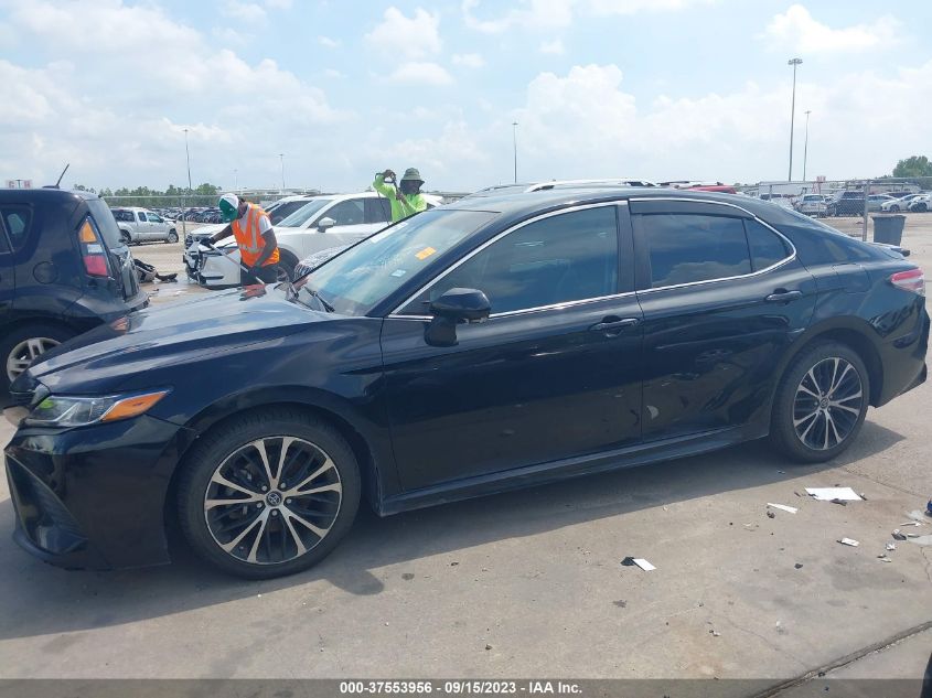 2018 TOYOTA CAMRY LE/SE/XLE/L - 4T1B11HK5JU015116