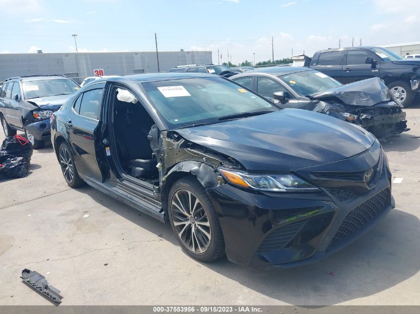 2018 TOYOTA CAMRY LE/SE/XLE/L - 4T1B11HK5JU015116