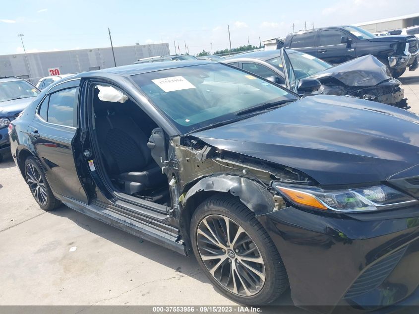 2018 TOYOTA CAMRY LE/SE/XLE/L - 4T1B11HK5JU015116