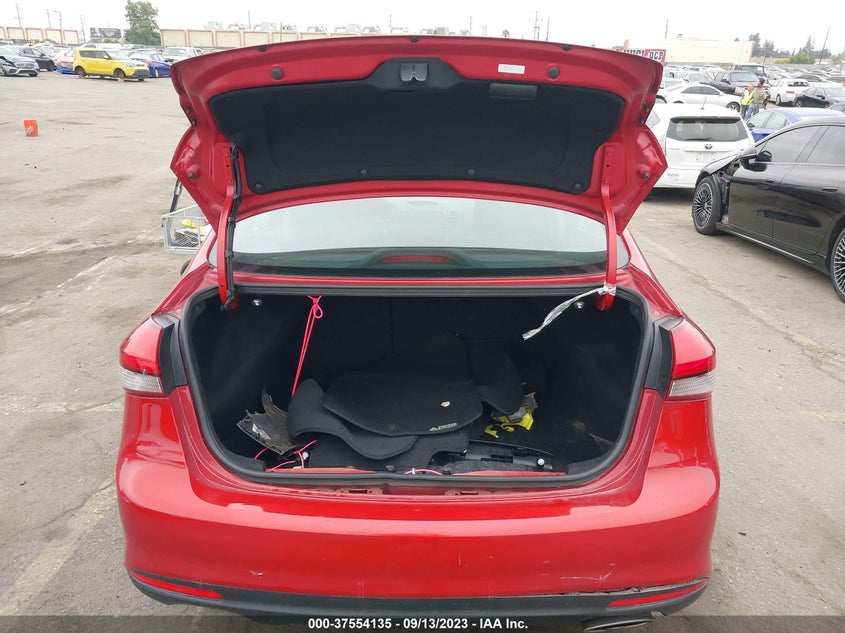 VIN 3KPFL4A78JE213467 2018 KIA FORTE S