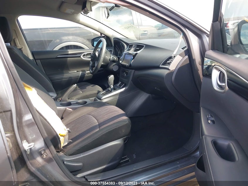 VIN 3N1AB7AP3KL614780 2019 NISSAN SENTRA SV