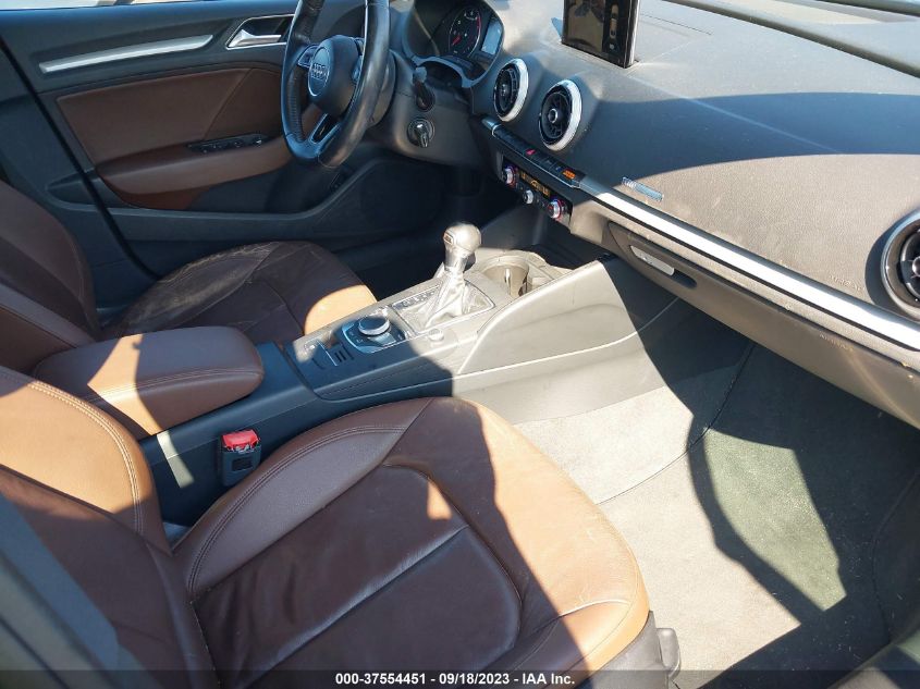 2017 AUDI A3 SEDAN PREMIUM - WAUAUGFF6H1027154