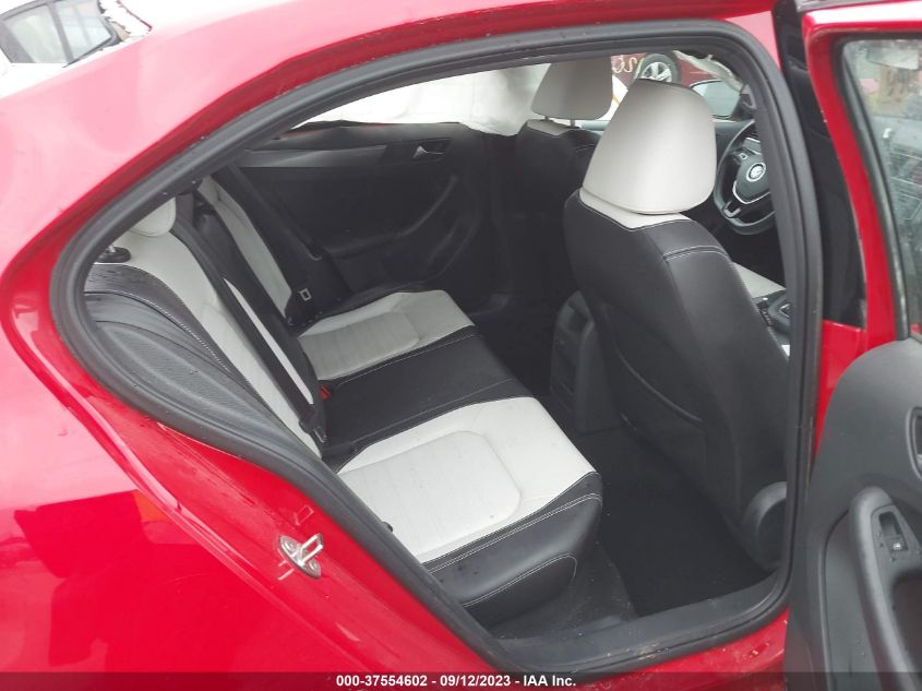2016 VOLKSWAGEN JETTA SEDAN 1.8T SPORT - 3VWD17AJ9GM356255