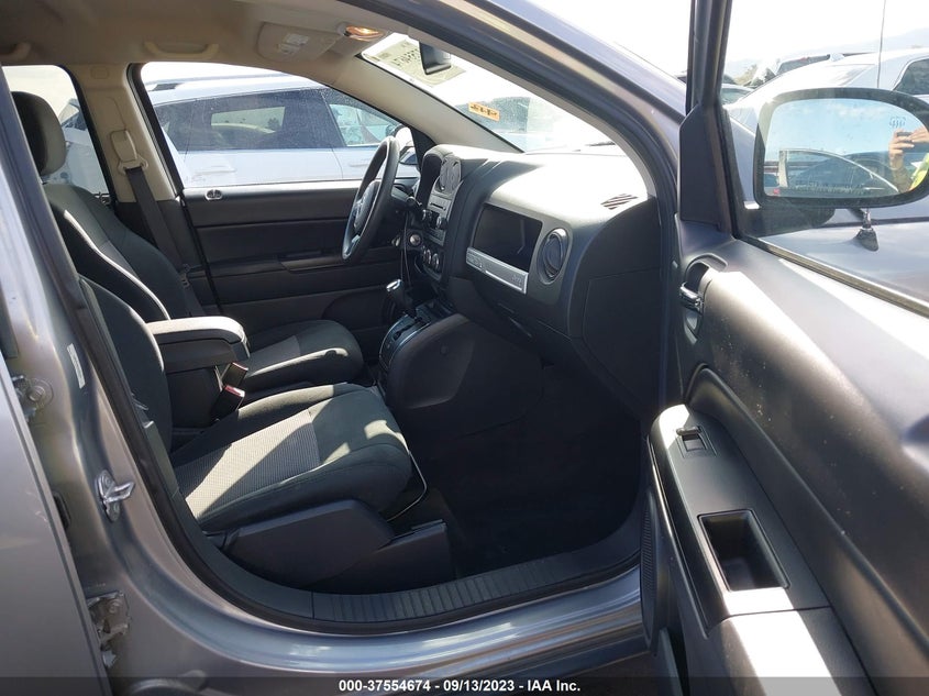 VIN 1C4NJCBA6HD123140 2017 JEEP COMPASS SPORT