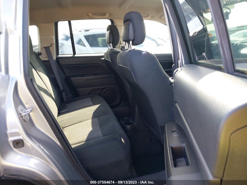 VIN 1C4NJCBA6HD123140 2017 JEEP COMPASS SPORT