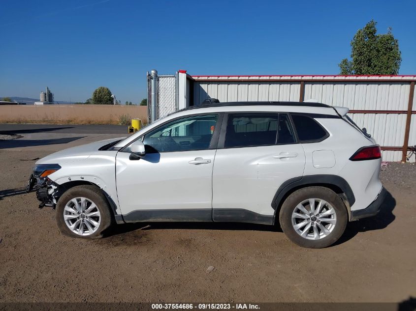 2022 TOYOTA COROLLA CROSS LE - 7MUCAABG5NV028395