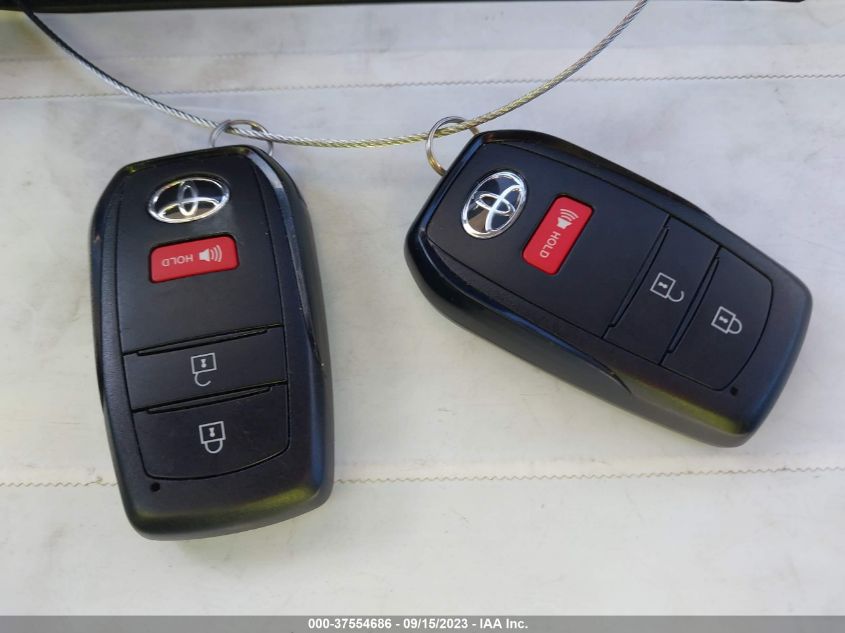 2022 TOYOTA COROLLA CROSS LE - 7MUCAABG5NV028395
