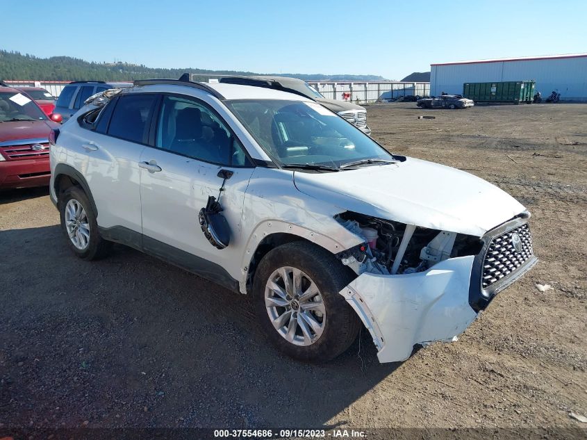 2022 TOYOTA COROLLA CROSS LE - 7MUCAABG5NV028395
