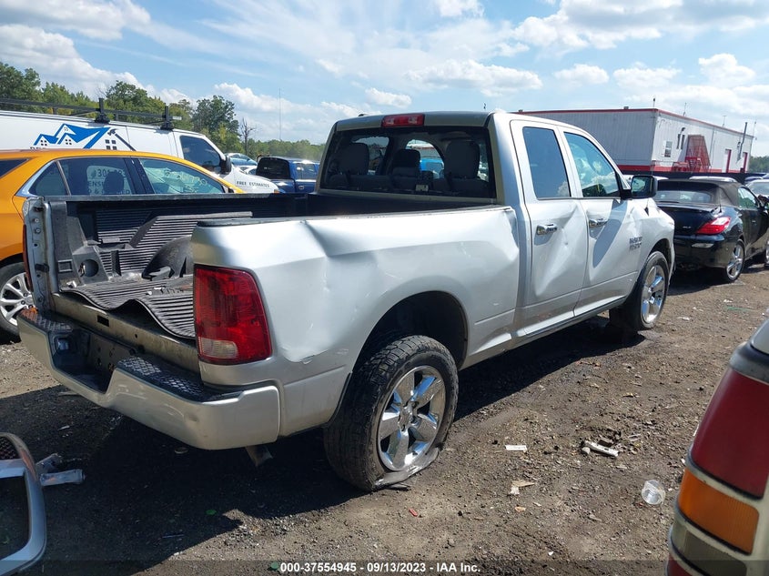 VIN 1C6RR7FG0JS269106 2018 RAM 1500 EXPRESS