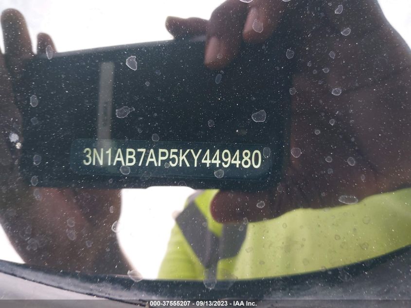 2019 NISSAN SENTRA SR - 3N1AB7AP5KY449480