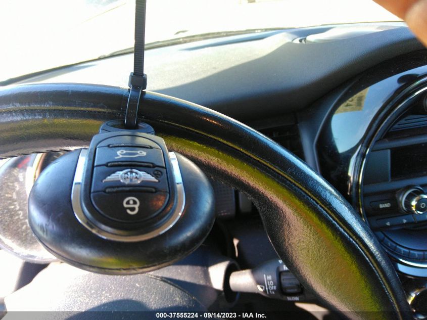 2015 MINI HARDTOP COOPER - WMWXM5C58F3A59358