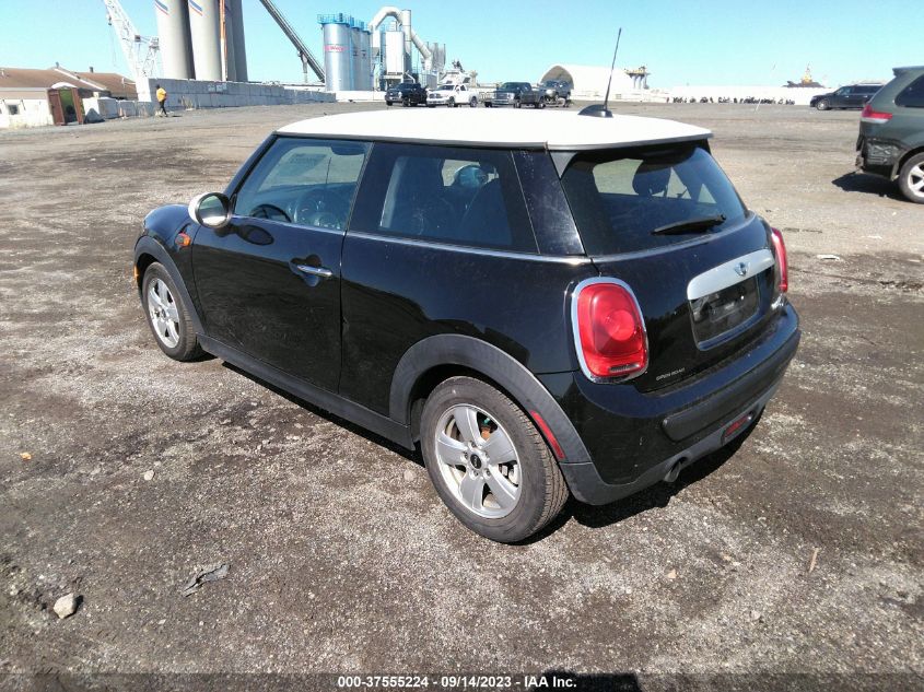 2015 MINI HARDTOP COOPER - WMWXM5C58F3A59358