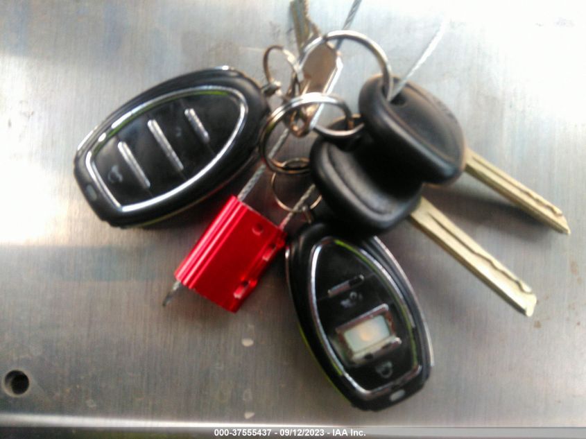 2015 KIA SOUL BASE - KNDJN2A28F7179213