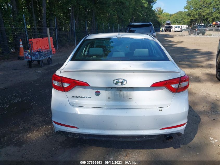 2017 HYUNDAI SONATA SE - 5NPE24AF3HH542329