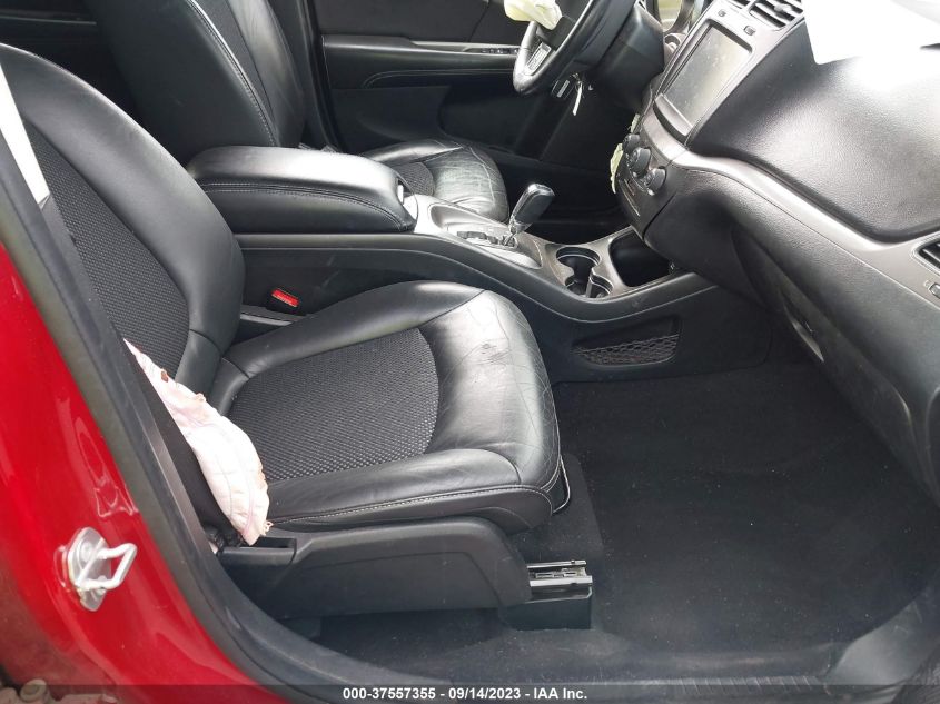 2018 DODGE JOURNEY CROSSROAD - 3C4PDCGG3JT189318