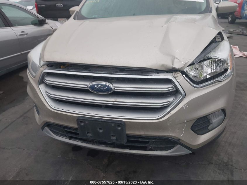 2017 FORD ESCAPE SE - 1FMCU0GD2HUB29013