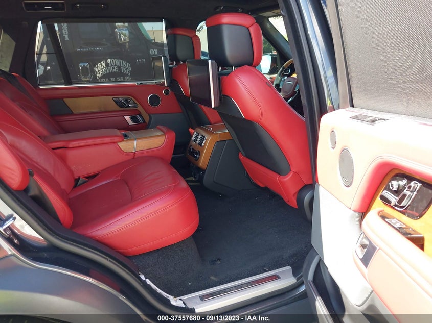 VIN SALGV5RE2KA560247 2019 LAND ROVER RANGE ROVER AUTOBIOGRAPHY