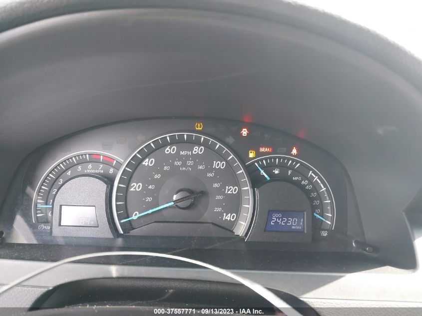 2013 TOYOTA CAMRY L/LE/SE/XLE - 4T4BF1FKXDR334123