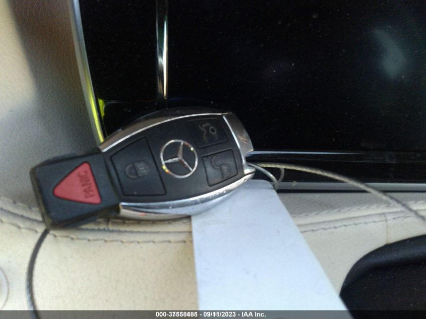 2016 MERCEDES-BENZ S 550 WDDUG8CB8GA203737