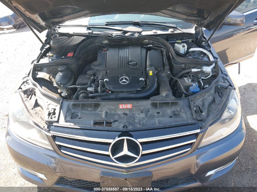 2014 MERCEDES-BENZ C-CLASS C 250 - WDDGF4HB3EA958289