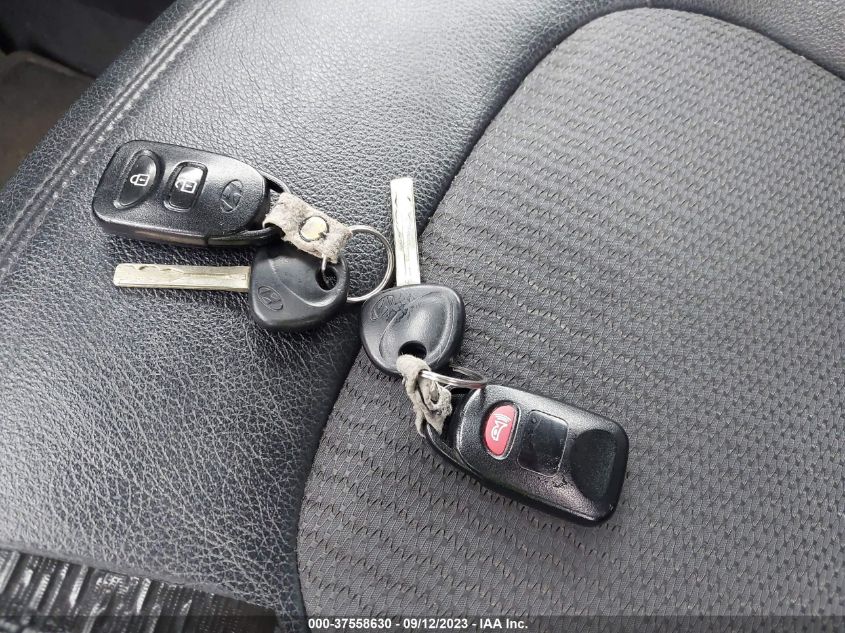 2013 HYUNDAI TUCSON GLS - KM8JU3AC2DU584687