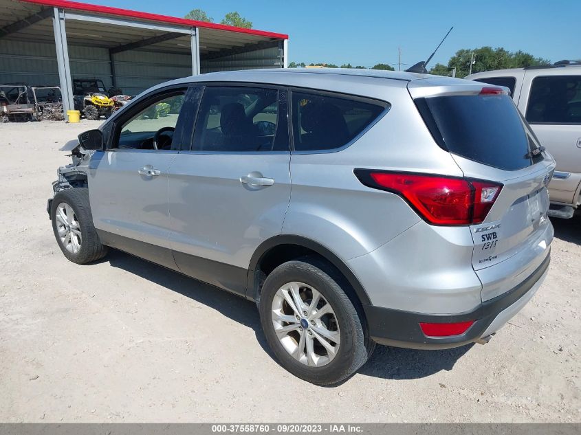 2019 FORD ESCAPE SE - 1FMCU0GD6KUA11666